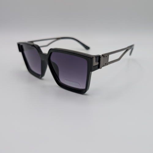 Oversized "Purple/Black" Frame Sunglasses